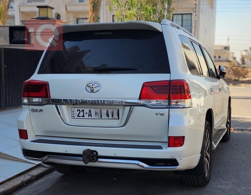 تويوتا لاندكروزر